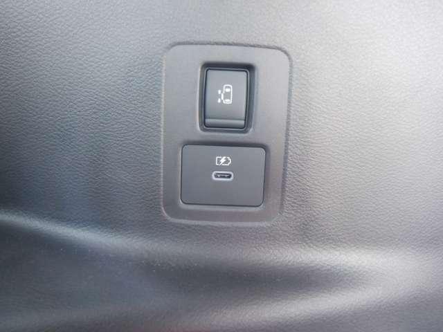 セレナ ２．０　ハイウェイスターＶ　メーカーナビ　　プロパイロット　Ｗ電動スライド　レーダークルコン　レーンアシスト　ＬＥＤランプ　ワンオーナー車　盗難防止システム　ＥＴＣ装備　カーテンエアバッグ　アルミホイール　キーフリー　メモリ－ナビ　ナビＴＶ　エアコン　ドラレコ（37枚目）