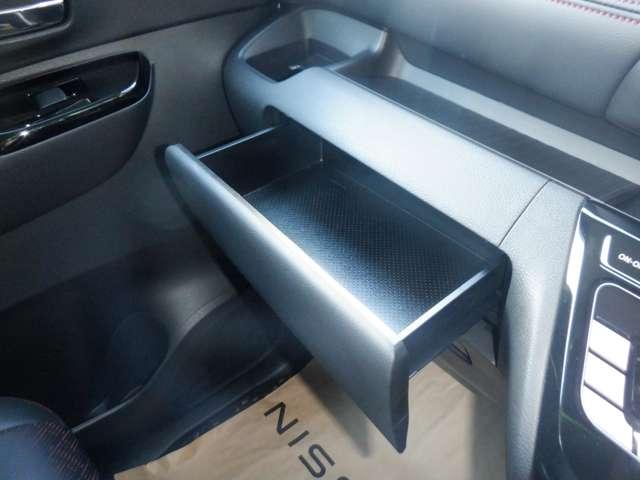 ルークス ６６０　ハイウェイスターＧターボ　プロパイロット　エディショ　純正ナビ　ＡＶＭ　ドラレコ前後室内　ＥＴＣ２．０　両側Ｐスライドドア　ワンオ－ナ－　３６０ビュー　Ｗエアバック　ＬＫＡ　ＡＡＣ　Ｉ－ＳＴＯＰ　スマ－トキ－　ＡＣＣ　ドライブレコーダ　パワーステアリング（30枚目）