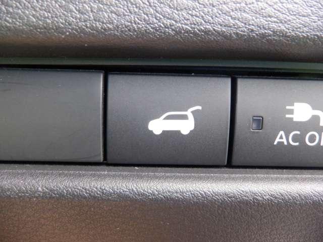 ���A�Q�[�g�I�[�g�o�b�N�h�A�X�C�b�`�B�^�]�Ȃ���ł��ȒP�Ƀo�b�N�h�A���J�ł��܂��B