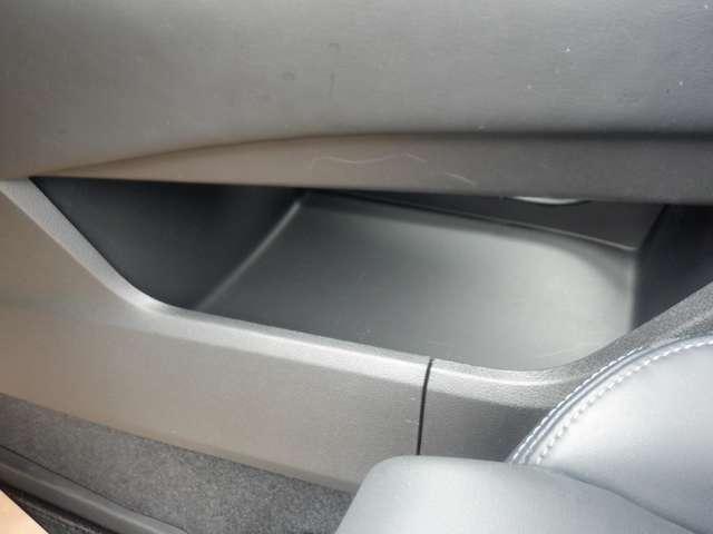 �e�B�V���{�b�N�X�������[�ł���X�y�[�X������܂��B