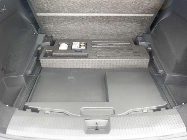 �����ɂ́A�p���N�C���L�b�g�Ȃǂ����[����Ă܂��B