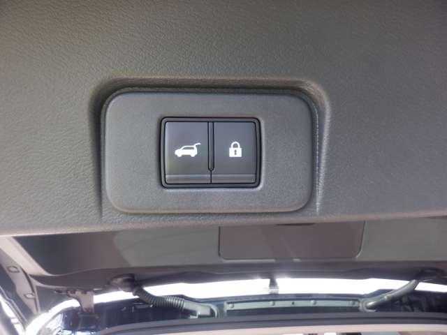 ���A�Q�[�g�I�[�g�o�b�N�h�A�X�C�b�`�B�ȒP�Ƀo�b�N�h�A���J�ł��܂��B