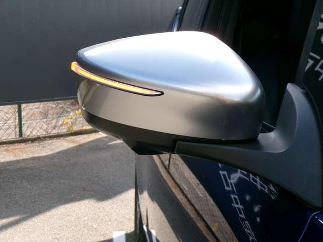 �E�C���J�[�t���h�A�~���[�ł��B����Ɂu�E�C���J�[���n�U�[�h�v���C�Â��Ă��炦�邨���������S�m�ۂ̃A�C�e���ł��B