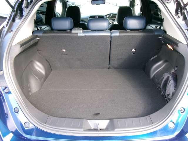 ���i�g���Ȃ�A�\���ȍL���̃��Q�b�W�X�y�[�X������܂��B