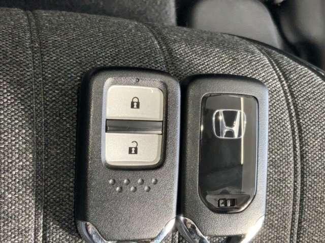 e:HEVホーム Honda CONNECT for Gathers ナビ装着用スペシャルパッケージ 純正Gathers9インチナビ(VXU-205FTI) ETC LEDヘッドライト 前後ドライブレコーダー 4WD(14枚目)