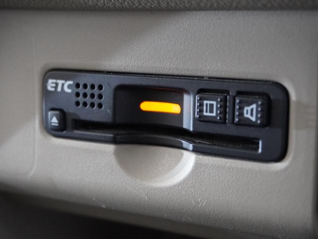 Ｎ－ＢＯＸ Ｇ・ターボＬパッケージ　１年保証ナビＲカメＥＴＣ片電扉ＢＴクルコン　タ－ボ　リモコンキー　禁煙車両　Ｂカメ　ワンオーナ車　セキュリティアラーム　ベンチシート　ナビＴＶ　記録簿　クルーズコントロール　Ｗエアバック　ＥＴＣ（4枚目）