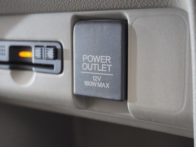 Ｎ－ＢＯＸ Ｇ・ターボＬパッケージ　１年保証ナビＲカメＥＴＣ片電扉ＢＴクルコン　タ－ボ　リモコンキー　禁煙車両　Ｂカメ　ワンオーナ車　セキュリティアラーム　ベンチシート　ナビＴＶ　記録簿　クルーズコントロール　Ｗエアバック　ＥＴＣ（6枚目）