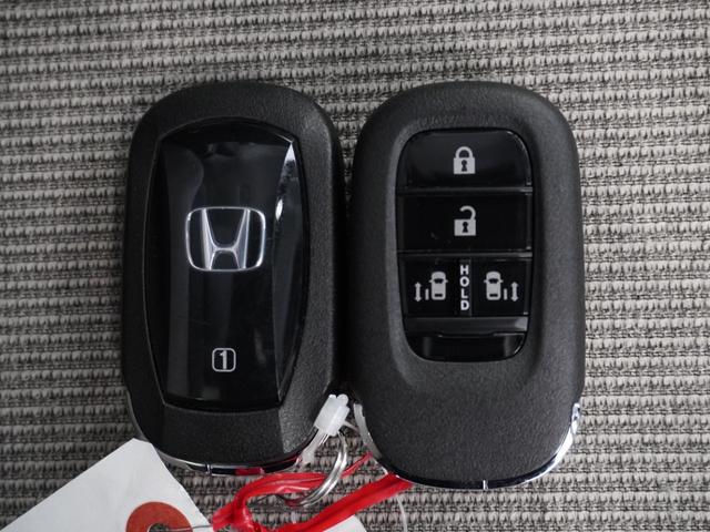 Ｎ－ＢＯＸ ベースグレード　２年保証当社試乗車ナビＤレコＲカメＥＴＣ両電扉　衝突軽減システム　スマートキ－　禁煙　カーテンエアバック　イモビライザー　ＥＣＯモード　横滑り防止　オートクルーズ　ＬＥＤヘッドライト　キーフリー（19枚目）