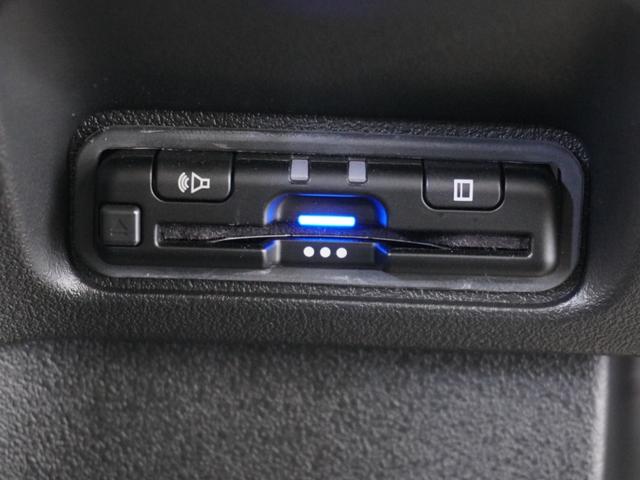 Ｎ－ＢＯＸカスタム ベースグレード　２年保証当社試乗車ナビＤレコＲカメＥＴＣ両電扉　Ｗ電動ドア　ＣＭＢＳ　Ｄレコ　禁煙　ベンチシート　アルミホイール　オートエアコン　スマートキ　ＬＥＤ　盗難防止装置　クルコン　ＥＴＣ　バックカメラ（5枚目）