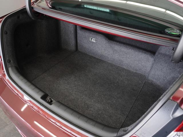 アコードハイブリッド ＥＸ　１年保証ナビＲカメＥＴＣクルコンＢＴ地デジＬＥＤ　バックモニター　本革シート　Ｐセンサー　サイドカーテンエアバック　サイドモニター　記録簿　アルミ　ナビＴＶ　ＬＥＤヘッド　フルセグテレビ　禁煙（31枚目）