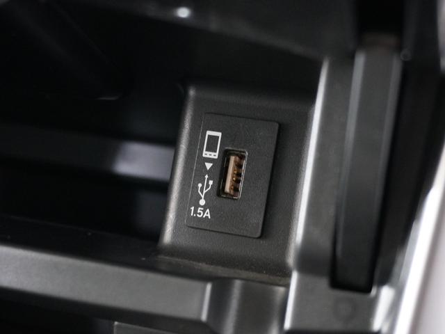 アコードハイブリッド ＥＸ　１年保証ナビＲカメＥＴＣクルコンＢＴ地デジＬＥＤ　バックモニター　本革シート　Ｐセンサー　サイドカーテンエアバック　サイドモニター　記録簿　アルミ　ナビＴＶ　ＬＥＤヘッド　フルセグテレビ　禁煙（49枚目）