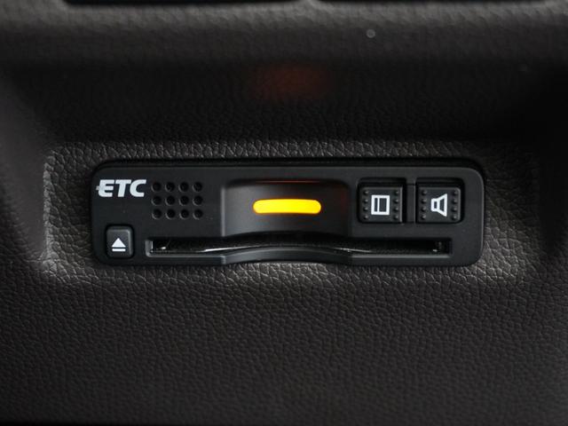 フリードハイブリッド ハイブリッド・Gホンダセンシング 1年保証ナビRカメETC両電扉BT地デジLED 軽減ブレーキ キーフリーシステム 1オ-ナ- 記録簿 DVD再生可能 ECON 禁煙 メモリーナビ 後カメラ Aクルーズ 地デジフルセグTV 横滑防止(5枚目)