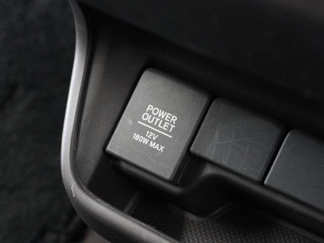 フリードハイブリッド ハイブリッド・Gホンダセンシング 1年保証ナビRカメETC両電扉BT地デジLED 軽減ブレーキ キーフリーシステム 1オ-ナ- 記録簿 DVD再生可能 ECON 禁煙 メモリーナビ 後カメラ Aクルーズ 地デジフルセグTV 横滑防止(6枚目)