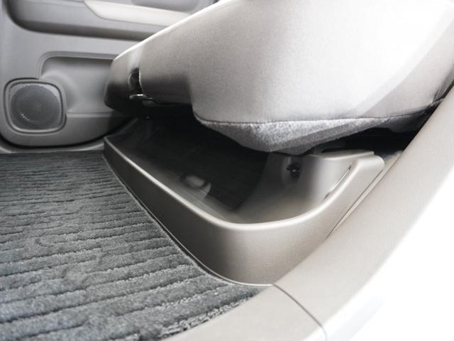 入念な作業が「満足の１台」生み出しています！気になるお車がございましたらお問い合わせください♪