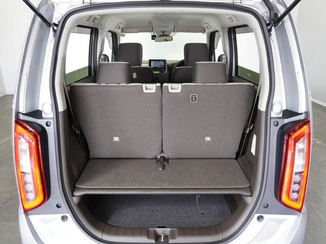 フル乗車でもしっかり荷物を収納出来るラゲッジスペースです。普段の買い物でしたらしっかり積める十分な荷室スペースが確保されています。