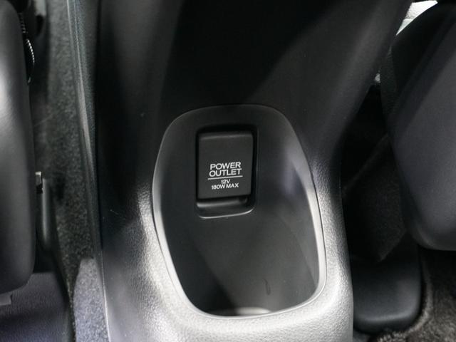 ヴェゼル ハイブリッドRS・ホンダセンシング 1年保証ナビRカメETC地デジBTパドルシフト ETC付 1オ-ナ- 定期点検記録簿 デュアルエアコン サイドSRS Rカメ フルオートエアコン 禁煙 両席エアバック スマキー TVナビ 横滑り防止(23枚目)