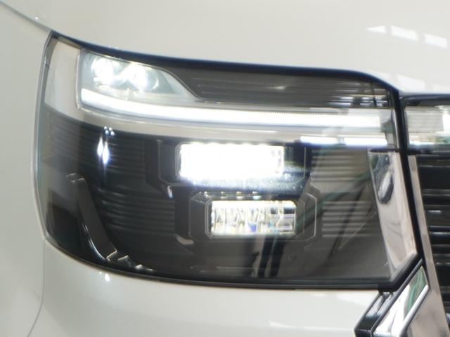 【ＬＥＤヘッドライト＋デイライト】今や主流のＬＥＤヘッドライトに、日中でも他者からの視認性を良くするデイタイムランニングランプ装備！スタイリッシュでかっこよく仕上がっています。