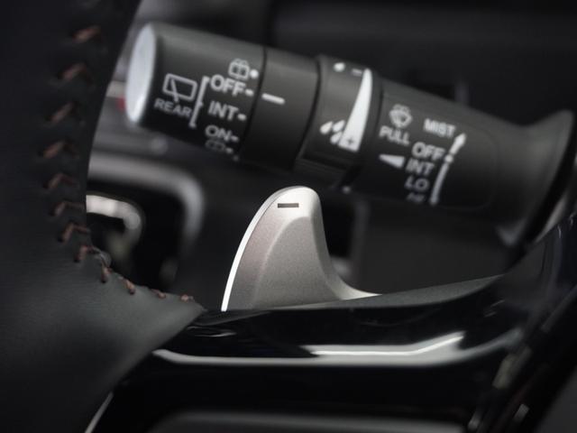 ◆パドルシフト装備◆オートマチック車でもミッション車のようなフィーリングを楽しめます。エンジンブレーキを使いたい時にも役立ちます。