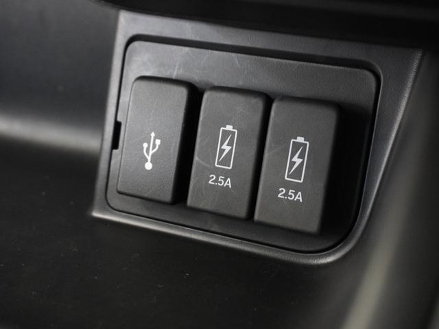 N-BOXカスタム Lターボ 2年保証ナビRカメETC両電扉BT地デジLED 地デジチューナー 衝突軽減ブレーキサポート LEDヘッドライ 1オーナー 禁煙 アイドリングS ターボエンジン PS カーテンエアバック シートヒータ(6枚目)