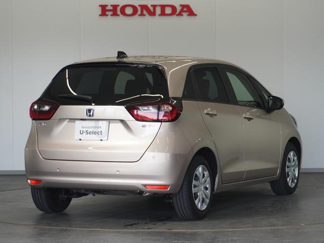 フィット e:HEVホーム 2年保証ナビRカメETCクルコンBT地デジ 前後誤発進抑制機能 クリソナ 助手席エアバッグ 運転席エアバッグ 1オナ アイドリングストップ 禁煙 LEDライト バックカメラ ABS サイドエアバッグ(13枚目)