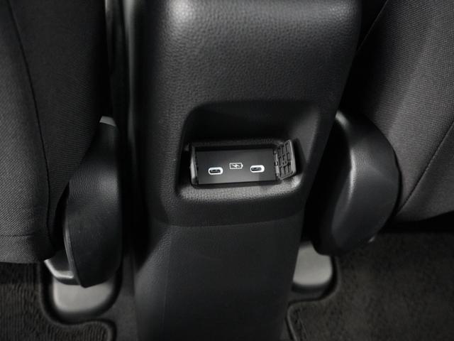 フィット e:HEVホーム 2年保証ナビRカメETCクルコンBT地デジ 前後誤発進抑制機能 クリソナ 助手席エアバッグ 運転席エアバッグ 1オナ アイドリングストップ 禁煙 LEDライト バックカメラ ABS サイドエアバッグ(20枚目)