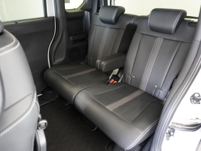 室内は、シートクリーニングや各部の徹底した清掃を実施し、消臭・除菌処理を行っています。しかも、全ての差上で天然成分の薬剤にこだわり安心・安全へも配慮しています。