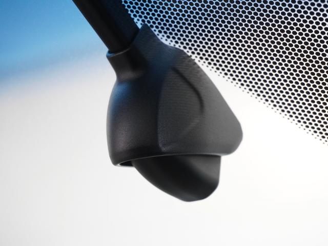 ステップワゴンスパーダ ｅ：ＨＥＶスパーダＧホンダセンシング　１年保証ナビＤレコＲカメＥＴＣ両電扉ＢＴ地デジ　ＬＥＤライト　ドライブレコーダ　セキュリティアラーム　横滑り防止装置　クルーズコントロール　Ｂカメラ　フルセグ　ＤＶＤ再生可能　ナビ＆ＴＶ　キーレス（5枚目）