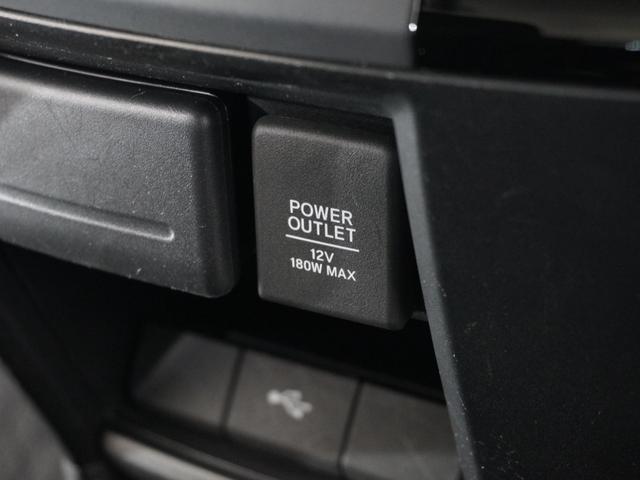 ステップワゴンスパーダ ｅ：ＨＥＶスパーダＧホンダセンシング　１年保証ナビＤレコＲカメＥＴＣ両電扉ＢＴ地デジ　ＬＥＤライト　ドライブレコーダ　セキュリティアラーム　横滑り防止装置　クルーズコントロール　Ｂカメラ　フルセグ　ＤＶＤ再生可能　ナビ＆ＴＶ　キーレス（8枚目）