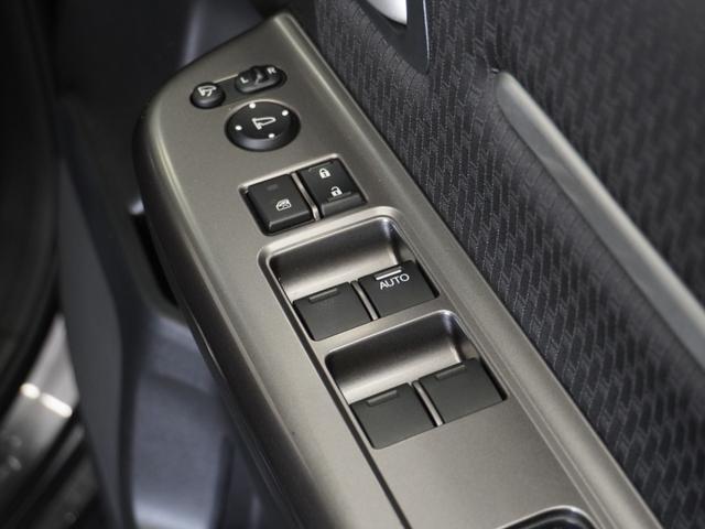 ステップワゴンスパーダ ｅ：ＨＥＶスパーダＧホンダセンシング　１年保証ナビＤレコＲカメＥＴＣ両電扉ＢＴ地デジ　ＬＥＤライト　ドライブレコーダ　セキュリティアラーム　横滑り防止装置　クルーズコントロール　Ｂカメラ　フルセグ　ＤＶＤ再生可能　ナビ＆ＴＶ　キーレス（28枚目）