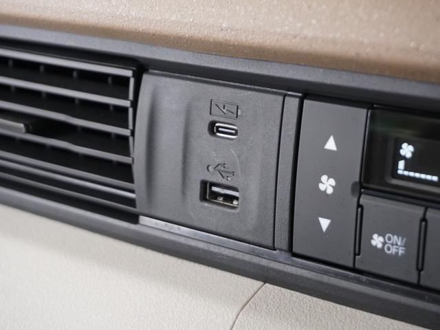 Ｎ－ＢＯＸ ファッションスタイル　２年保証当社試乗車ナビＤレコＲカメＥＴＣ両電扉　禁煙　ソナー　盗難防止装置　スマートキ　ＬＥＤランプ　バックモニター　サイドカーテンエアバック　ドライブレコーダー　クルコン　パワーステアリング　ＶＳＡ（6枚目）