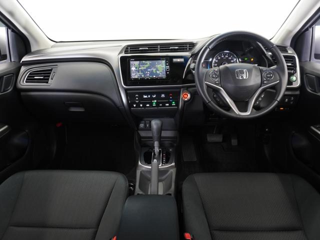 グレイス ＬＸ　１年保証ナビＲカメＥＴＣクルコンＢＴ地デジ　定期点検記録簿　１オナ　ＶＳＡ　ＥＴＣ装備　スマートキ　Ｗエアバック　ＡＡＣ　キーレスエントリー　禁煙　ナビＴＶ　ＬＥＤヘッドランプ　盗難防止システム（6枚目）