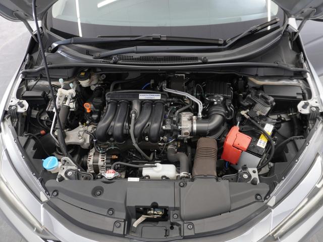 グレイス ＬＸ　１年保証ナビＲカメＥＴＣクルコンＢＴ地デジ　定期点検記録簿　１オナ　ＶＳＡ　ＥＴＣ装備　スマートキ　Ｗエアバック　ＡＡＣ　キーレスエントリー　禁煙　ナビＴＶ　ＬＥＤヘッドランプ　盗難防止システム（16枚目）