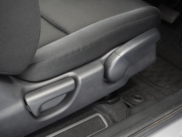 グレイス ＬＸ　１年保証ナビＲカメＥＴＣクルコンＢＴ地デジ　定期点検記録簿　１オナ　ＶＳＡ　ＥＴＣ装備　スマートキ　Ｗエアバック　ＡＡＣ　キーレスエントリー　禁煙　ナビＴＶ　ＬＥＤヘッドランプ　盗難防止システム（28枚目）