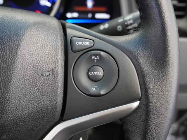 フィットハイブリッド Ｌパッケージ　１年保証ナビＤレコＲカメＥＴＣクルコンＢＴ地デジ　１オーナ　禁煙　ナビ＆ＴＶ　地デジフルセグＴＶ　サイドエアバック　ＤＶＤ再生　ＬＥＤ　ＥＣＯＮ　バックカメラ　オートクルーズコントロール　ＥＴＣ（9枚目）