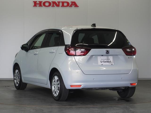 フィット e:HEVホーム 2年保証ナビDレコRカメETCクルコンBT地デジ 前後誤発進抑制機能 クリソナ 助手席エアバッグ 運転席エアバッグ 1オナ アイドリングストップ 禁煙 LEDライト バックカメラ ABS フルセグTV(16枚目)