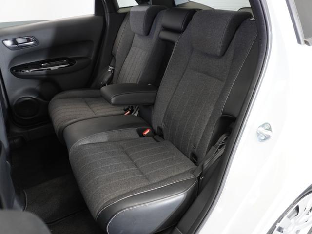 フィット e:HEVホーム 2年保証ナビDレコRカメETCクルコンBT地デジ 前後誤発進抑制機能 クリソナ 助手席エアバッグ 運転席エアバッグ 1オナ アイドリングストップ 禁煙 LEDライト バックカメラ ABS フルセグTV(23枚目)