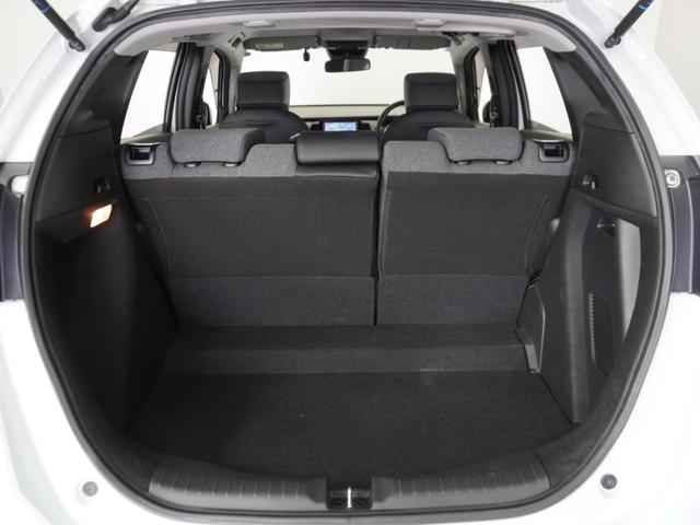 フィット e:HEVホーム 2年保証ナビDレコRカメETCクルコンBT地デジ 前後誤発進抑制機能 クリソナ 助手席エアバッグ 運転席エアバッグ 1オナ アイドリングストップ 禁煙 LEDライト バックカメラ ABS フルセグTV(26枚目)