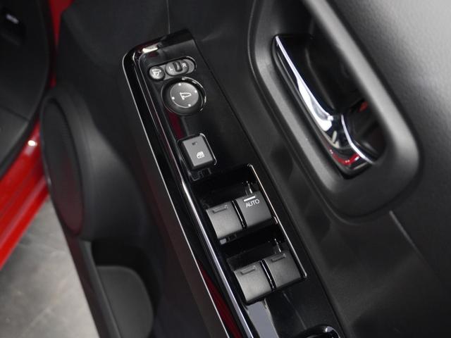 Ｎ－ＯＮＥ オリジナル　２年保証ナビＲカメＥＴＣクルコンＢＴ地デジ　追突被害軽減ブレーキ　禁煙　記録簿　オートクルーズコントロール　サイドエアバック　ＥＴＣ車載器　クリアランスソナー　ナビ＆ＴＶ　ＬＥＤライト　ＷＡＢ　ＡＢＳ（28枚目）