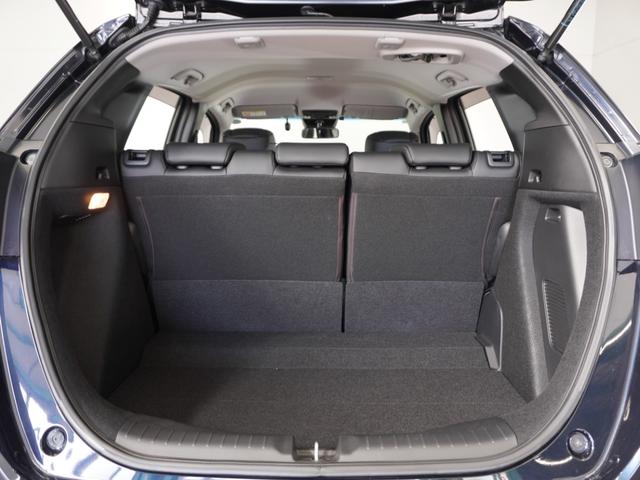 フィット ｅ：ＨＥＶリュクス　２年保証ナビＤレコＲカメＥＴＣクルコンＢＴ地デジ　誤発進抑制機能　Ｉオーナー　メモリーナビ　ＡＷ　リアカメラ　ＥＴＣ付　ＬＥＤ　シートヒーター　クルーズコントロール　セキュリティアラーム　ＤＶＤ　禁煙（27枚目）