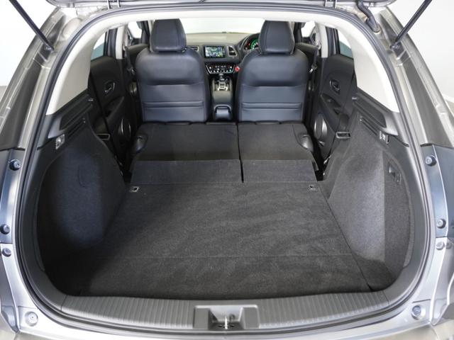 ヴェゼル ハイブリッドＺ・ホンダセンシング　１年保証ナビＤレコＲカメＥＴＣクルコンＢＴ地デジ　レーダーサポート　１オーナ－　ＤＶＤ再生機能　整備記録簿　横滑り防止システム　バックアイカメラ　盗難防止装置　フルセ　シートヒーター付　スマ－トキ－（30枚目）