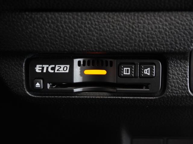 シビック ｅ：ＨＥＶＥＸ　２年保証当社試乗車ナビＤレコＲカメＥＴＣ地デジ　衝突被害軽減ブレーキ　Ｂカメラ　フルセグ　ＬＥＤヘッドライト　サイドカーテンエアバック　サンルーフ　オートライト　パーキングセンサー　ドラレコ　禁煙車（5枚目）