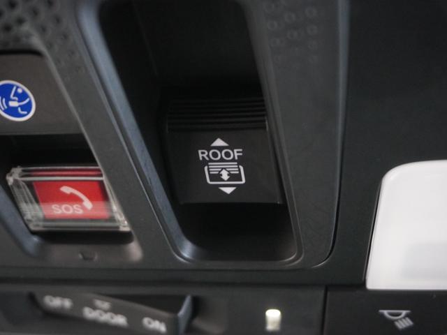 シビック ｅ：ＨＥＶＥＸ　２年保証当社試乗車ナビＤレコＲカメＥＴＣ地デジ　衝突被害軽減ブレーキ　Ｂカメラ　フルセグ　ＬＥＤヘッドライト　サイドカーテンエアバック　サンルーフ　オートライト　パーキングセンサー　ドラレコ　禁煙車（58枚目）