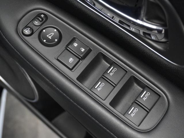 ヴェゼル ハイブリッドＺ・ホンダセンシング　１年保証ナビＲカメＥＴＣクルコンＢＴ地デジＬＥＤ　レーダーサポート　ＤＶＤ再生機能　整備記録簿　横滑り防止システム　バックアイカメラ　盗難防止装置　フルセ　シートヒーター付　スマ－トキ－　ＥＣＯモード（33枚目）