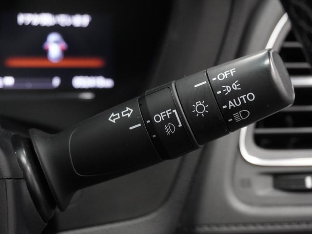 ヴェゼル ハイブリッドＺ・ホンダセンシング　１年保証ナビＲカメＥＴＣクルコンＢＴ地デジＬＥＤ　レーダーサポート　ＤＶＤ再生機能　整備記録簿　横滑り防止システム　バックアイカメラ　盗難防止装置　フルセ　シートヒーター付　スマ－トキ－　ＥＣＯモード（41枚目）