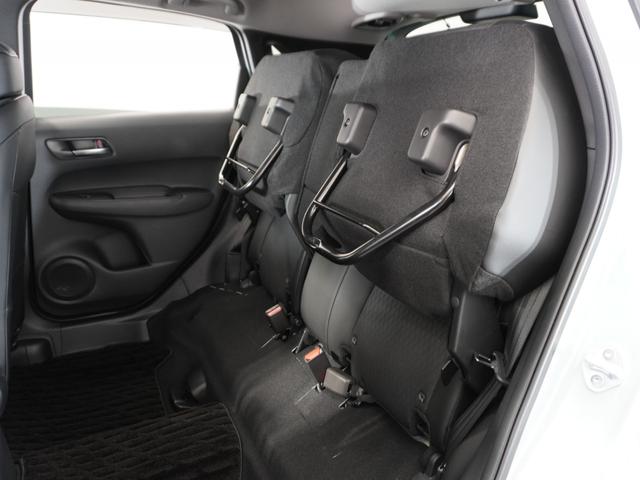 フィット リュクス　１年保証ナビ全周囲カメＤレコＥＴＣクルコンＢＴ　メモリーナビ　禁煙車　オートエアコン　全周囲カメラ　シートヒータ　Ｒカメラ　スマートキー　ＥＴＣ　ＶＳＡ　ＬＥＤ　オートライト　盗難防止システム　地デジ（32枚目）