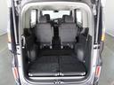 リアシートを使用しない時は倒せば更に広々ラゲッジスペースの出来上がりです、たくさんの荷物が積み込み可能です！