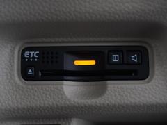 今や必需品の◆ＥＴＣ車載器　装備車◆　有料道路を利用する際にスムースに通過でき、わずらわしい料金支払いから開放されます！ 6