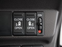 ��ξ¦��ư���饤�ɥɥ���������־�Ǥ���ߤ꤬�ڡ��������ͤ��٤μ֤˥ɥ������ƤƤ��ޤ����ۤ⤴�����ޤ��󡪾����ʤ�����Ϣ������⤳��ǰ¿��� 7