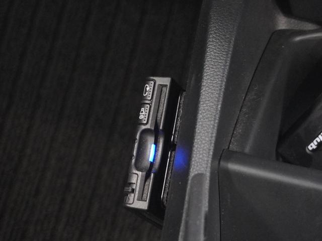 フィットハイブリッド Ｌパッケージ　ワンオーナー車　クルーズコントロール　ワンセグ　オートエアコン　ＥＴＣ　ホッと保証１年間走行無制限（6枚目）