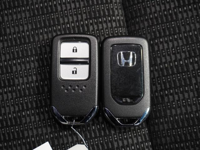 フィット １３Ｇ・Ｆパッケージファインエディション　ワンオーナー車　純正メモリーナビ　オートエアコン　ＣＤ　ＤＶＤ　ＥＴＣ　Ｕ－Ｓｅｌｅｃｔ１年間走行無制限保証（55枚目）